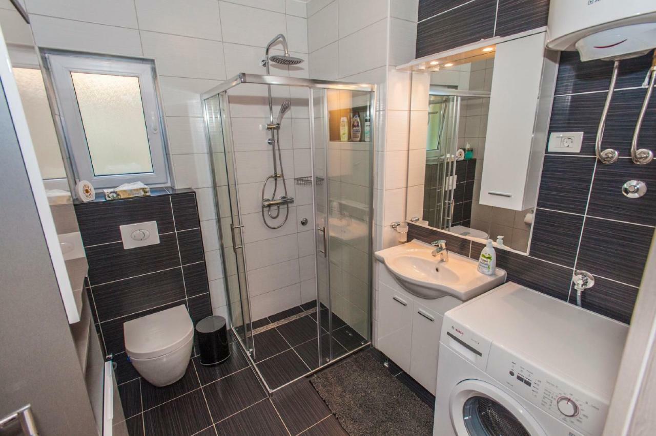 מאקרסקה Arena Apartment 5-Stars Premium-Accommodation מראה חיצוני תמונה