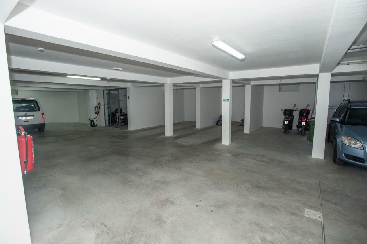 מאקרסקה Arena Apartment 5-Stars Premium-Accommodation מראה חיצוני תמונה
